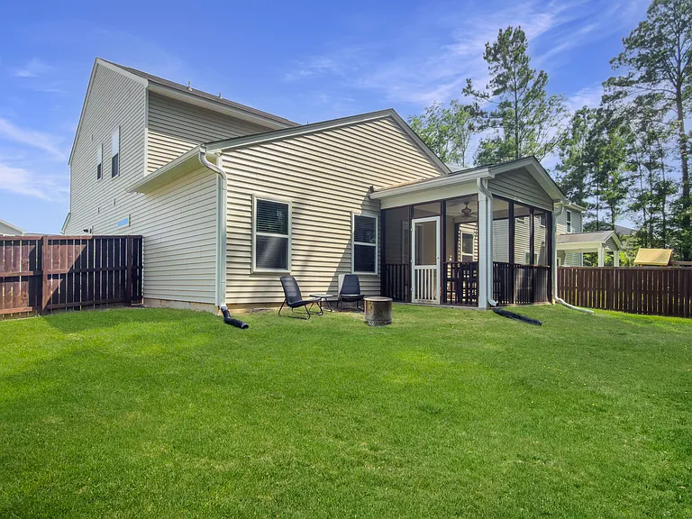 188 Hyrne Dr — Photo 36