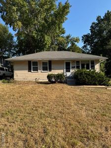 705 Robert Ave, Saint Louis, MO, 63135