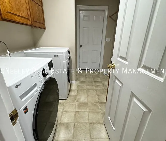 12263 SE Imperial Crest St — Photo 10
