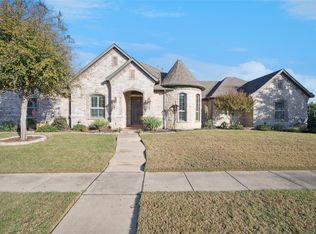 6709 S Fork Dr, North Richland Hills, TX 76182