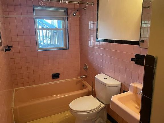 Ceramic tile bathroom