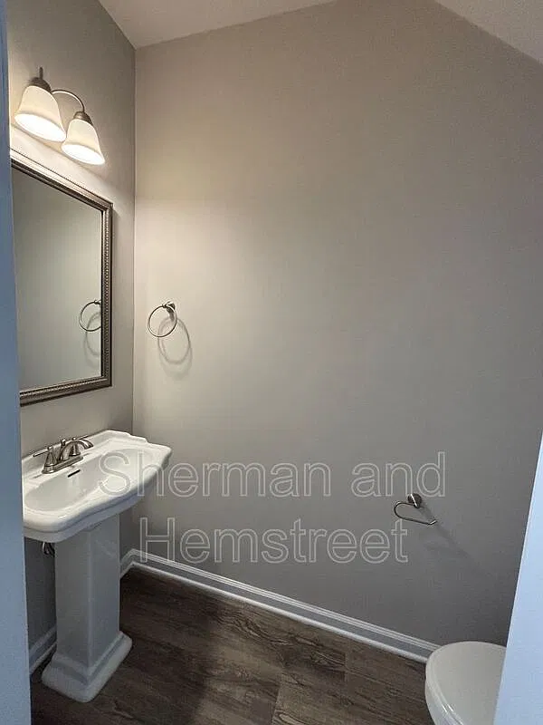 2 bed, 2.5 bath, 1225 sqft, $1,530 — Photo 4