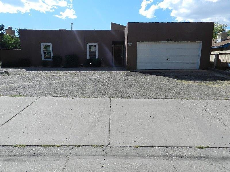 1st image of 2833 Palo Verde Dr NE