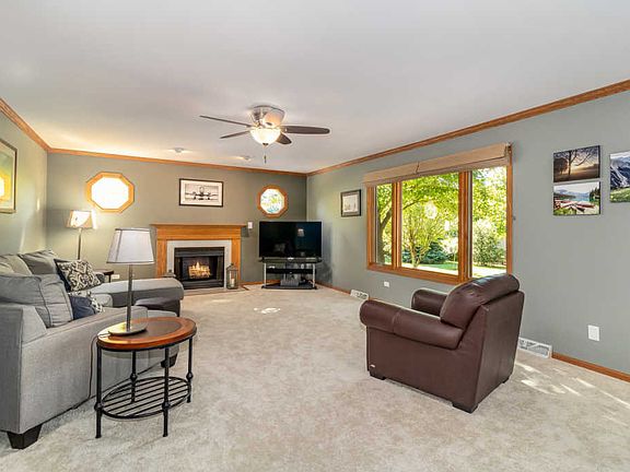 4th image of 24915 W Blakely Dr