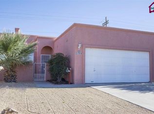 2498 Sunridge Dr, Las Cruces, NM 88012