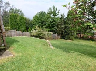 1764 W Kemper Rd, Cincinnati, OH 45240