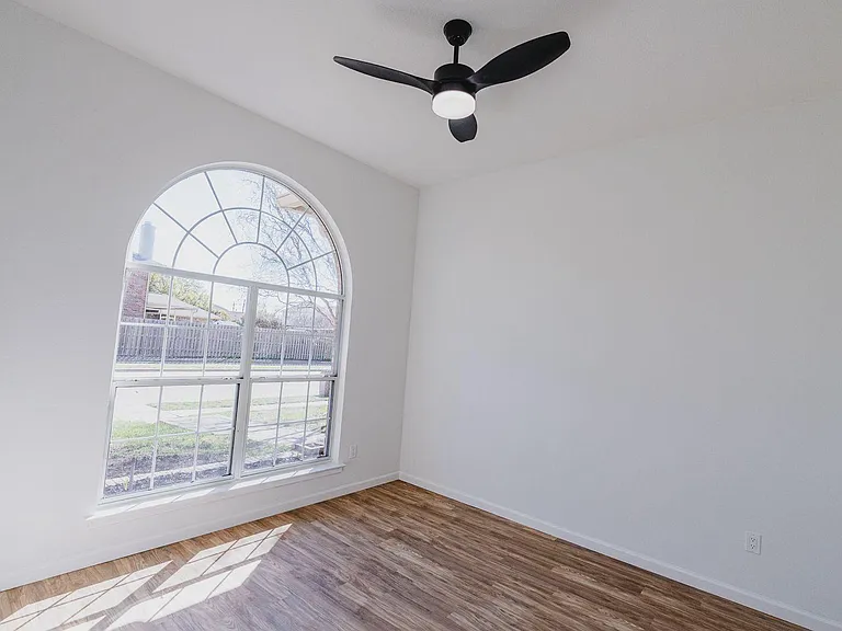 8805 Barton Creek Dr — Photo 11