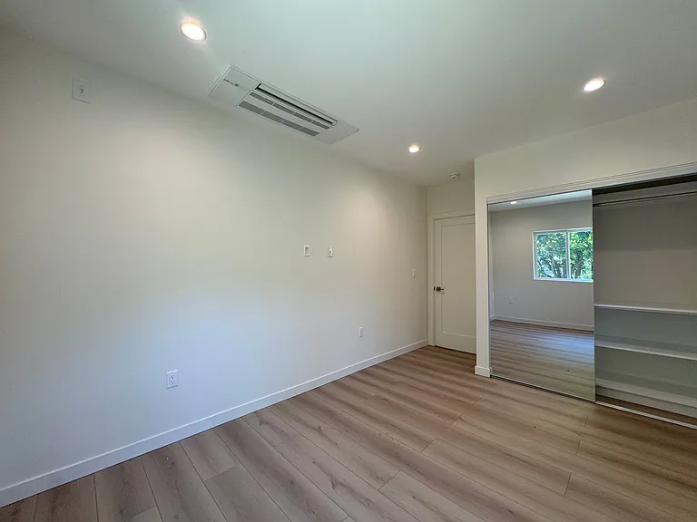 18320 Ingomar St #1 — Photo 6