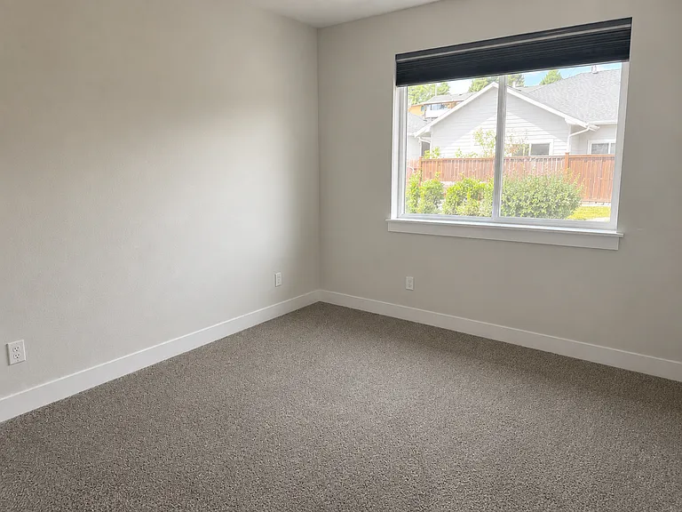 Guest bedroom 1