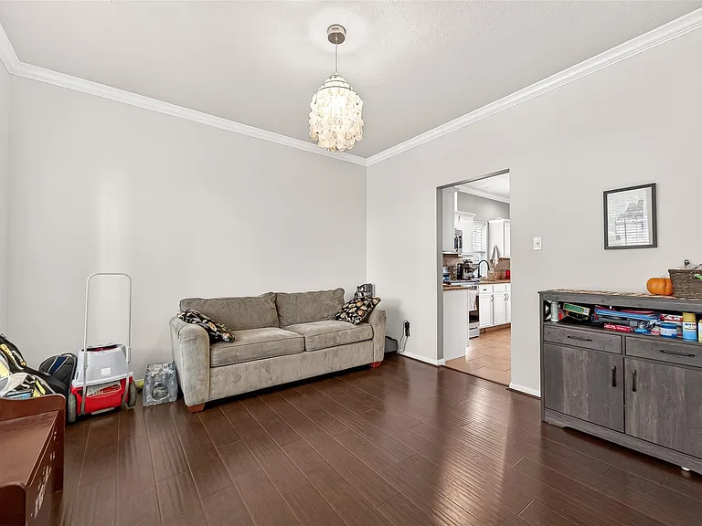 2910 Barton Meadow Ln — Photo 8