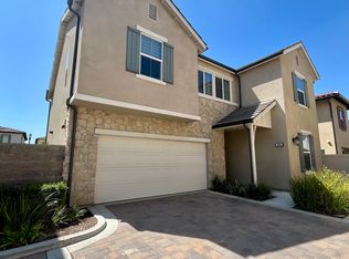 1048 Portola Oaks Dr, Lake Forest, CA 92610