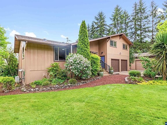 4th image of 5125 NW Crescent Valley Dr