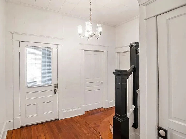 2021 Chapel Hill Rd #C — Photo 7