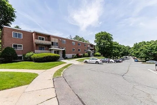 2 bed, 780 sqft, $2,500 — Photo 1