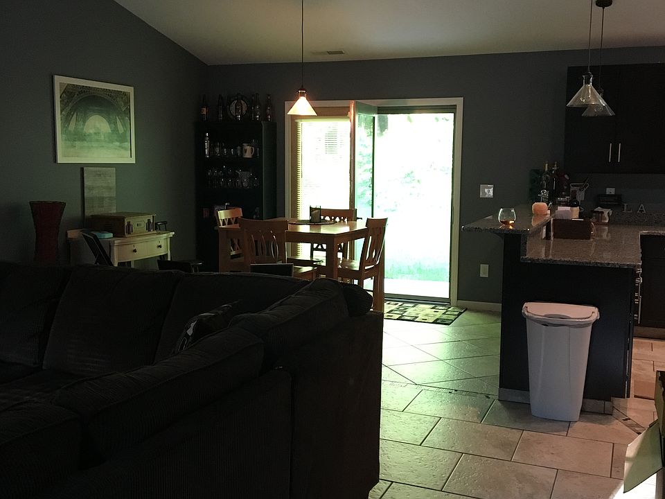 4195 Pioneer Trl Mantua OH Zillow