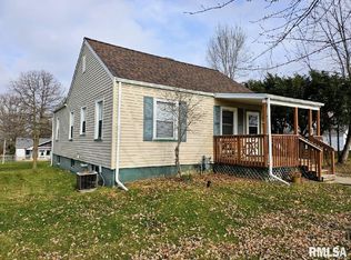 529 Roosevelt St, Creve Coeur, IL
