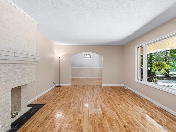 2nd image of 107 Jason Ln