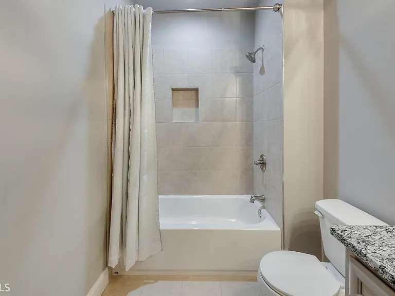 1815 Treymire Ct — Photo 11