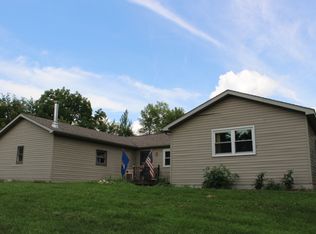4466 Swallow Banks Ln, Oshkosh, WI 54904