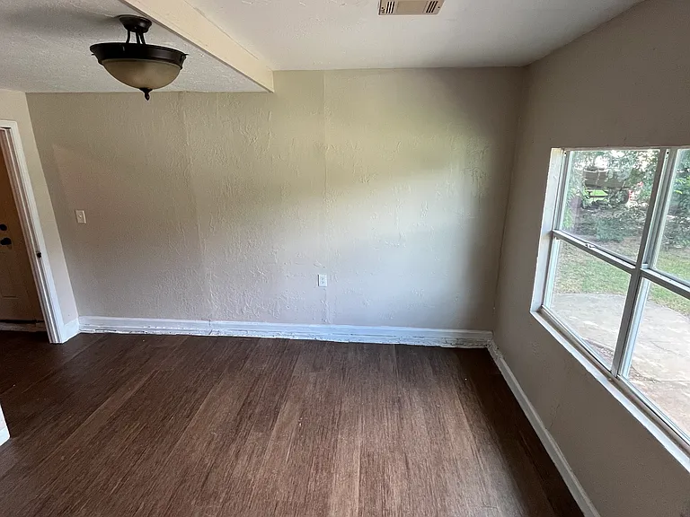 2148 NW Lincoln Ave — Photo 13
