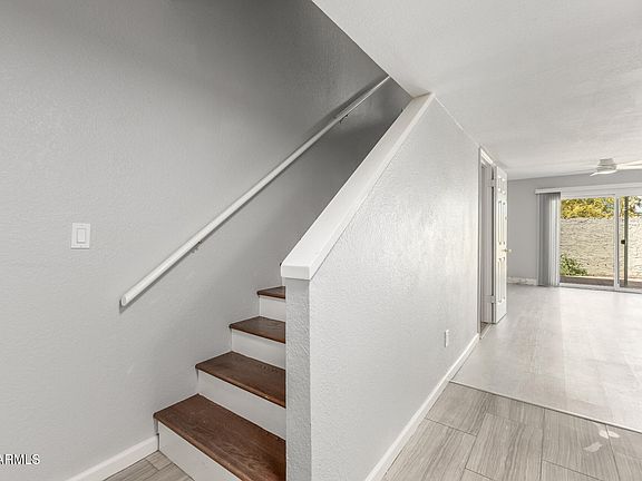 4th image of 122 S HARDY Drive #40