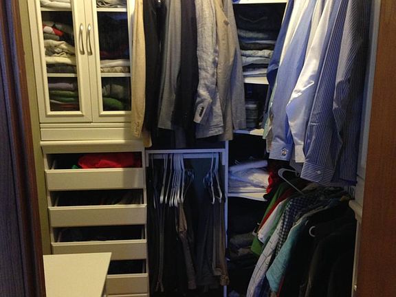 Walk-in Closet