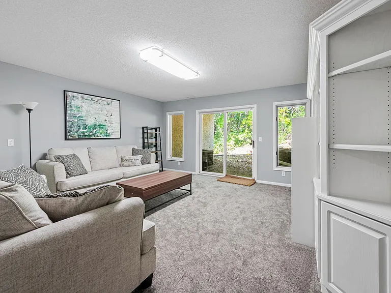 11730 Vista Dr — Photo 33
