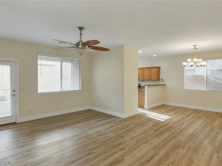9027 Bold Venture Ct — Photo 4