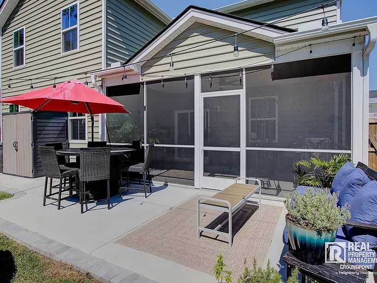 137 Paddle Boat Way — Photo 32