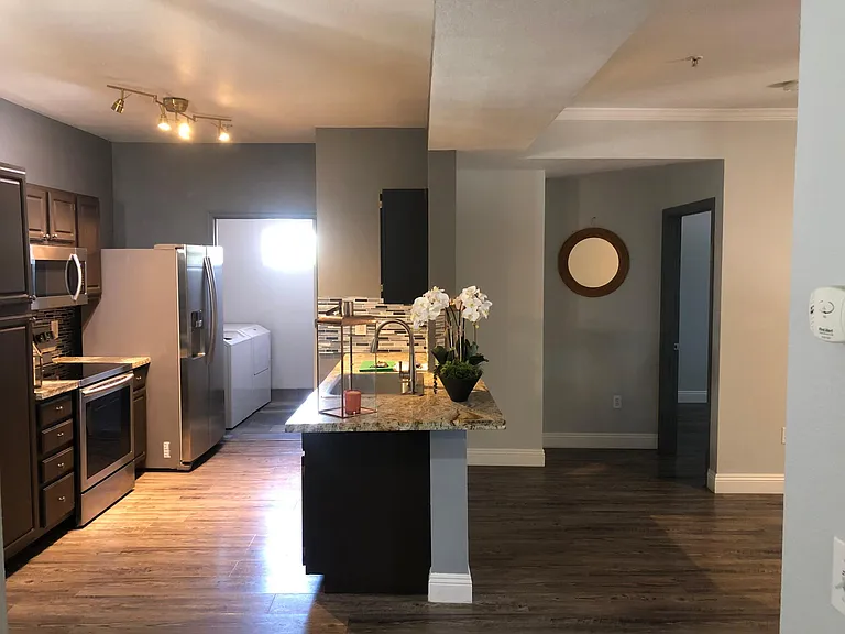 Picture of kitchen