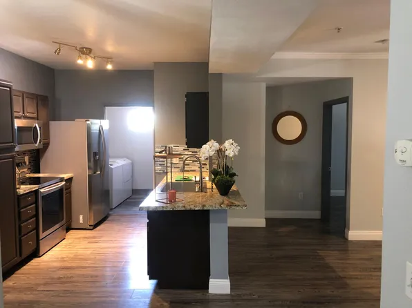 501 Gibson Dr, Roseville, CA
