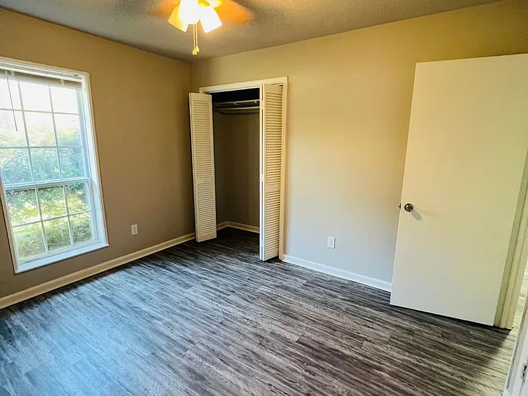 908 Spanish Oak Dr — Photo 12