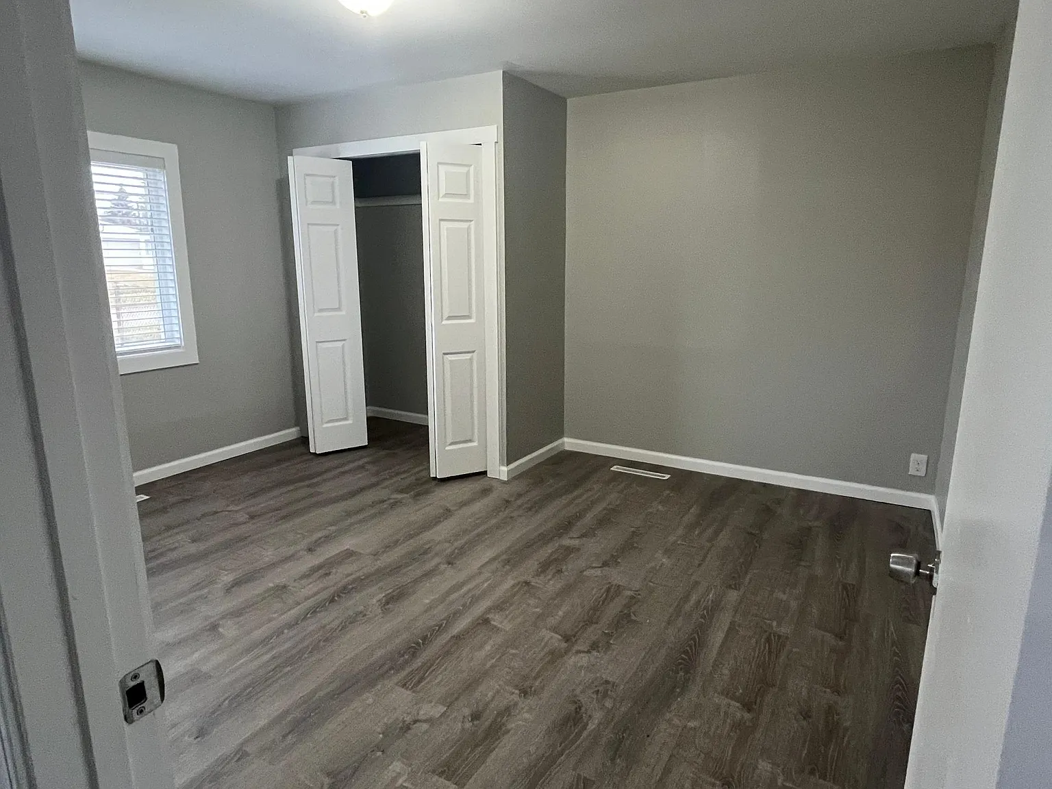 3525 Brandon St — Photo 4