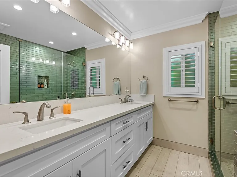 5210 Quakertown Ave — Photo 14