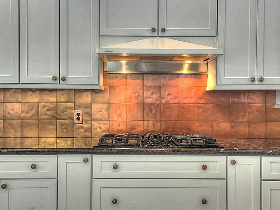 Updated and remodeled kitchen.