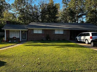 100 Moonmist Dr, Vicksburg, MS 39180