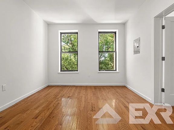 3rd image of 1390 Madison St #2D
