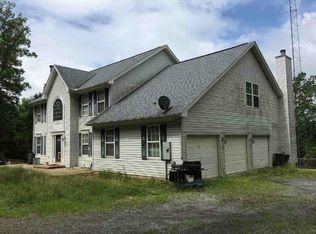 1661 Sabrina Ln, Hedgesville, WV 25427