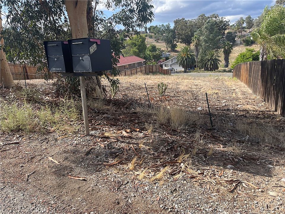 1st image of 0 Ulmer St #400