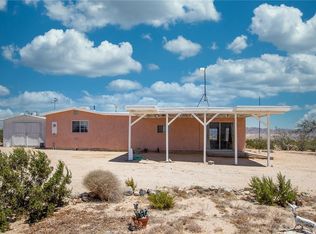 826 Canyon Rd, Twentynine Palms, CA 92277