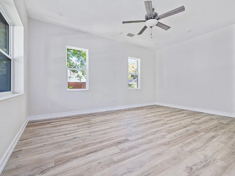 3208 N Rome Ave — Photo 25