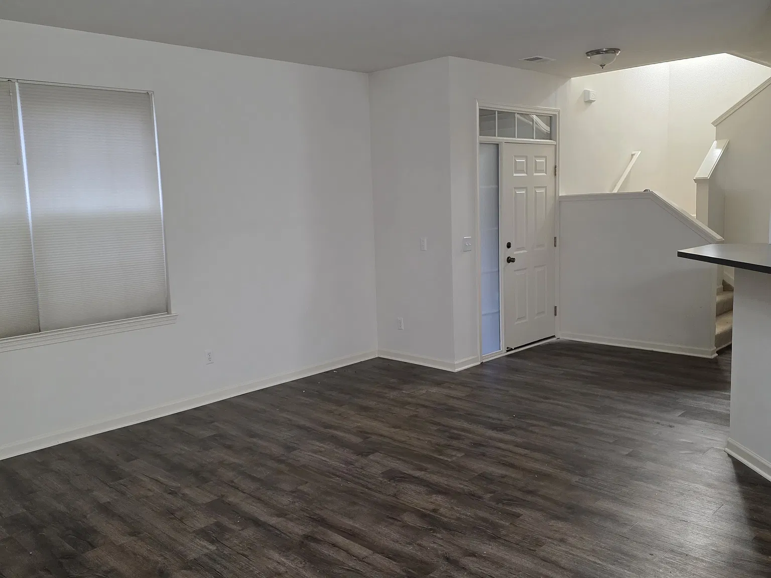 2 bed, 2.5 bath, 1669 sqft, $2,150 — Photo 4