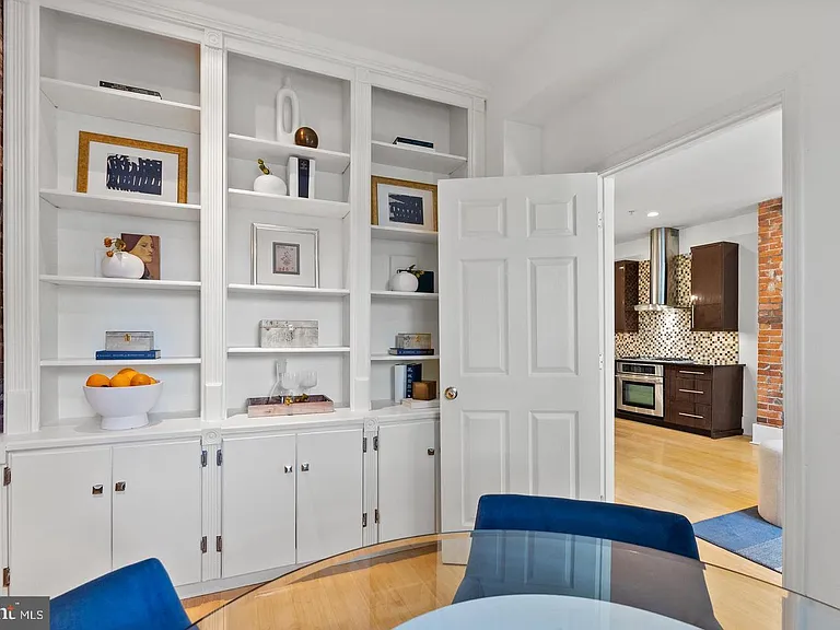 1617 Swann St NW #5 — Photo 9