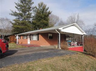 206 Eastwood Ave, Swannanoa, NC 28778