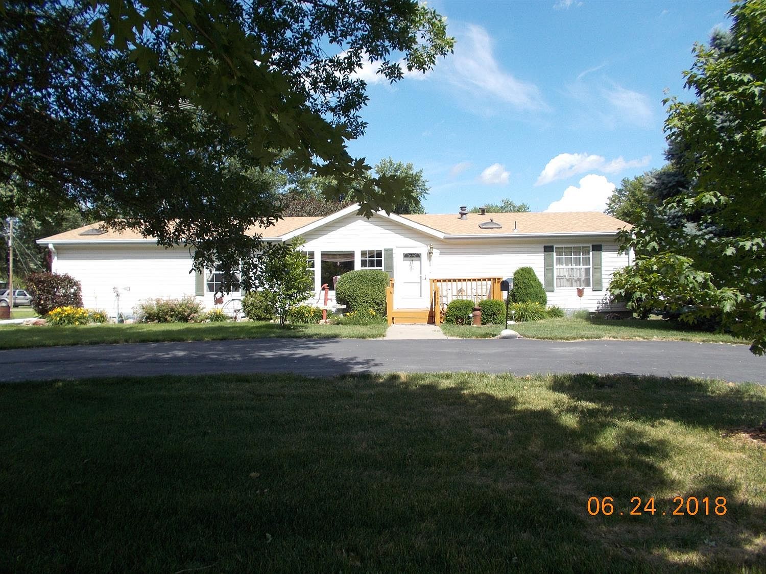 1144 May St, Goehner, NE 68364 Zillow