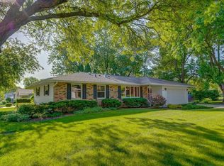 2810 Marledge St, Fitchburg, WI 53711