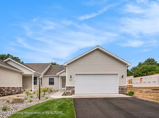 4053 Eastbridge Cir, Stockbridge, MI 49285