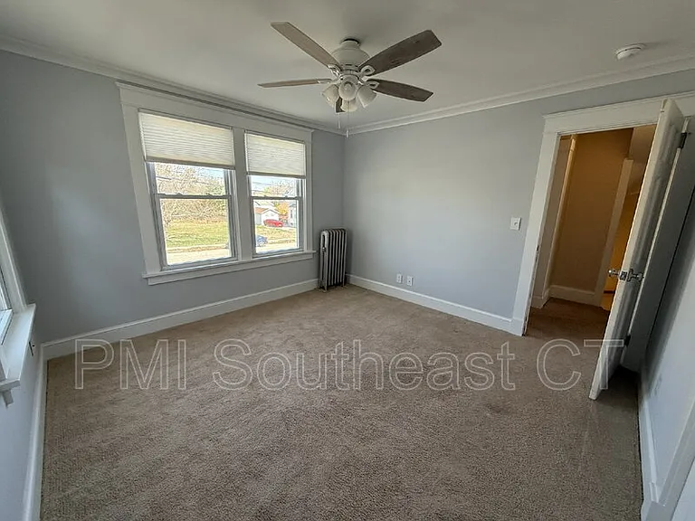 86 School St — Photo 14