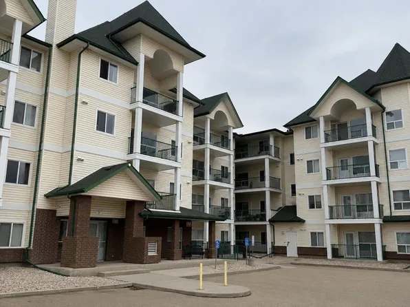 13635 34th St NW #202, Edmonton, AB T5A 0C4