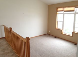 31619 Meadowlark Ln, Lindstrom, MN 55045